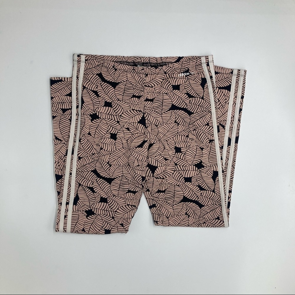 Adidas leggings size medium